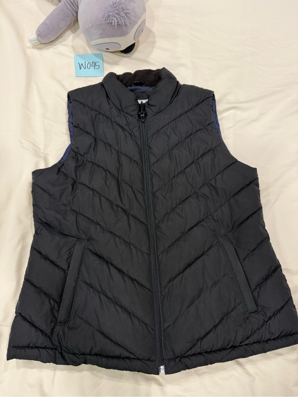 GAP Black Quilted Puffer Vest